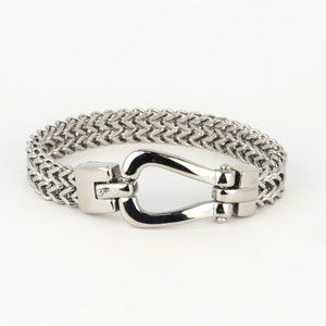 DELL ARTE BY JEAN CLAUDE STAINLESS STEEL HORSESHOE
